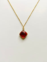 Load image into Gallery viewer, Birthstone Necklaces - January - Garnet
